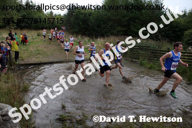Senior mens Start Fitness North Eastern Harrier League, Tanfield, County Durham. Photo: David T. Hewitson/Sports for All Pics